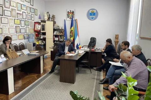 Şedinţă de iniţiere în cadrul proiectului „Construcția stației de tratare a apei și extinderea sistemului de canalizare în orașele Edineț și Cupcini”